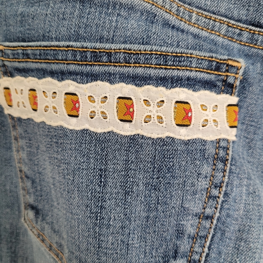 Women's Blue Jeans with Patchwork Design - Picture 10 of 14